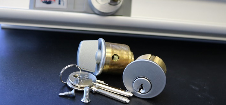 Commercial Lock Installation Tustin
